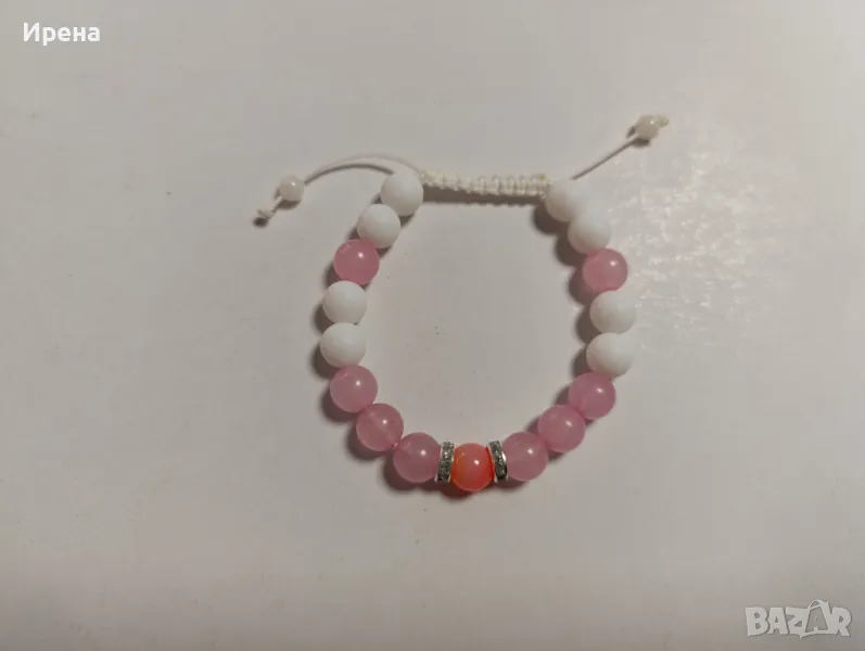 Гривна, изработена от естествени камъни розов Кварц и бял Ахат, снимка 1