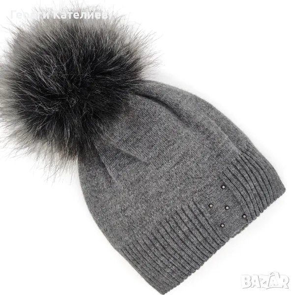 Дамска зимна шапка в тъмно сиво с пискюл Код на продукта:DASH-01-5, снимка 1