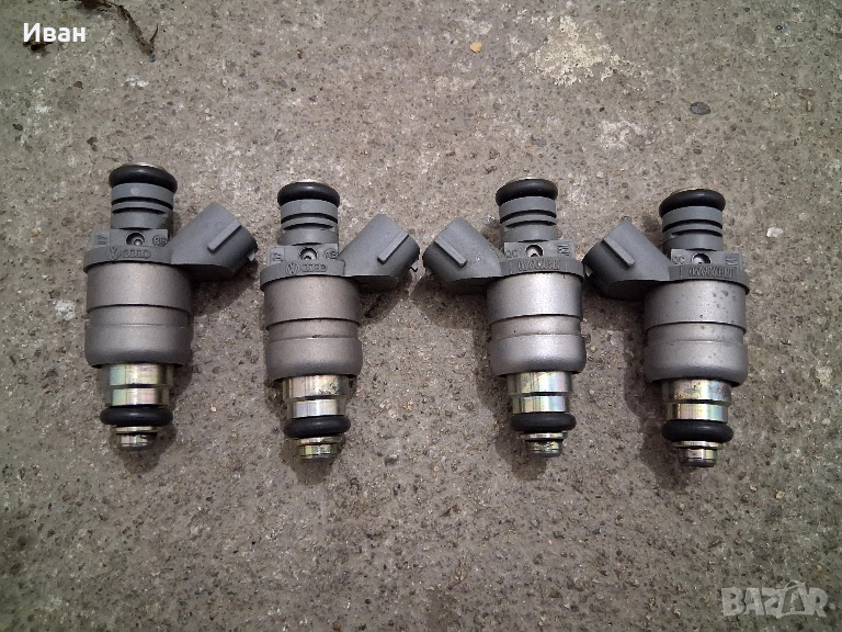 Дюзи бензинови 06A90603IBT от VW Golf5, снимка 1