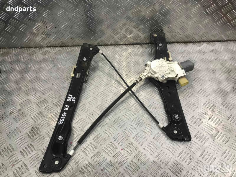 Преден десен стъклоповдигач BMW E90,2005г., снимка 1