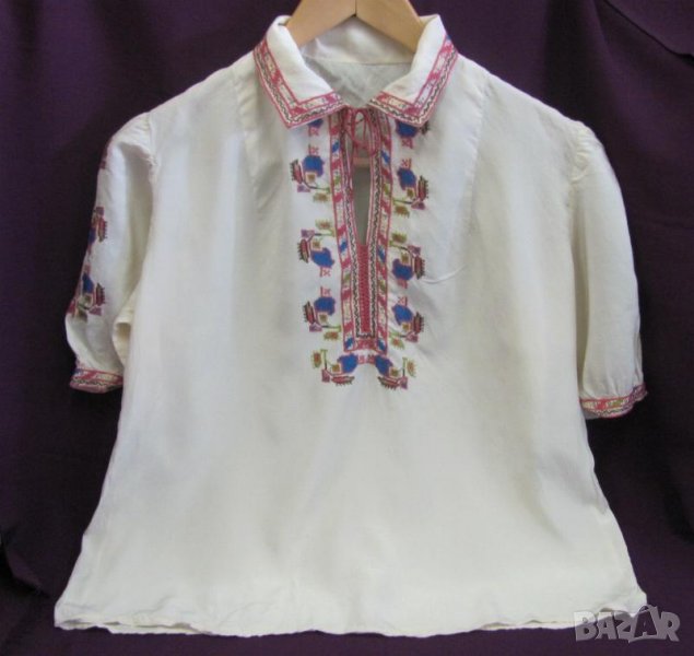 Стара Ръчно Бродирана Копринена Женска Риза, снимка 1