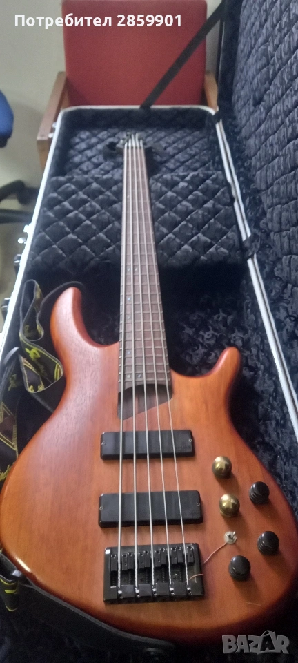 Продавам бас китара Cort B5 – 5 струни, активна електроника, снимка 1
