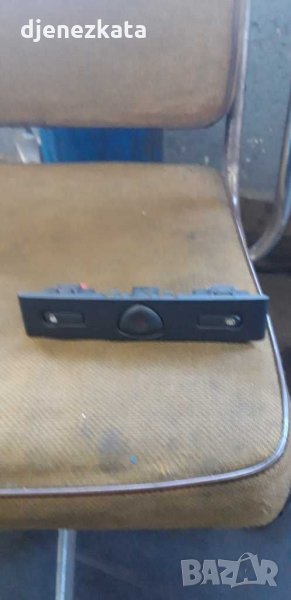 конзолка авариини , подгрев заден прозорец и заключване на вратите, снимка 1