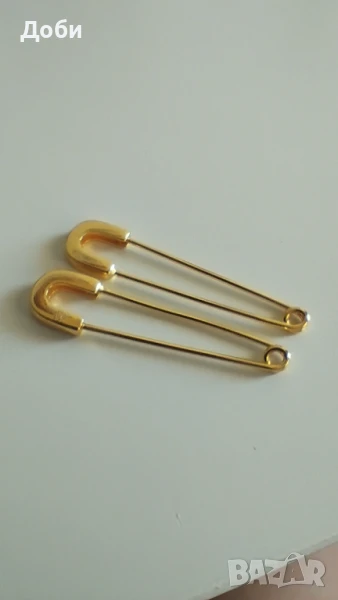 Златисти обици Ania Kruk с форма на безопасна игла, снимка 1