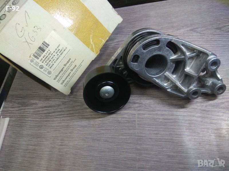 045903315A**NEU**VAG**AUDI**Обтегач за пистов ремък ремък**, снимка 1