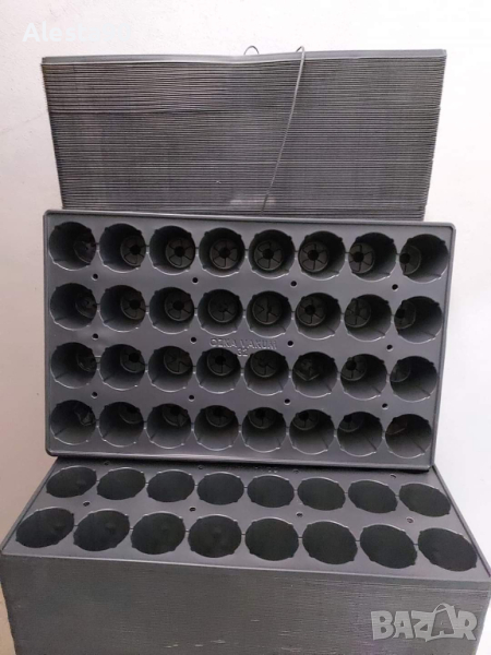 Табли за разсад 32 гнезда , снимка 1
