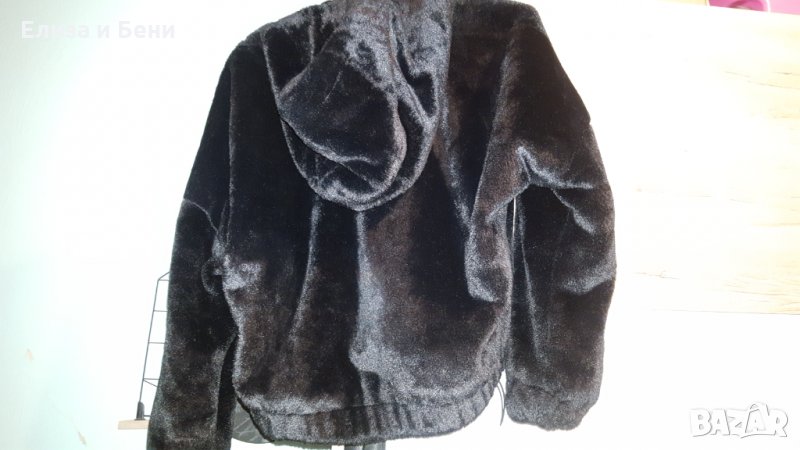 Късо пухено яке анурак с изкуствен косъм качулка Zara Зара, снимка 1