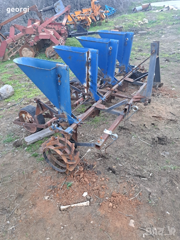 Сеялка за арпаджик, чесън,картофи, снимка 1