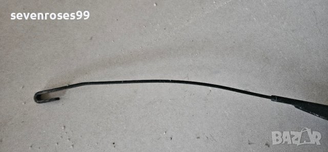 Рамо задна чистачка дясна Мерцедес Вито 2001 Mercedes Vito, снимка 3 - Аксесоари и консумативи - 44190587