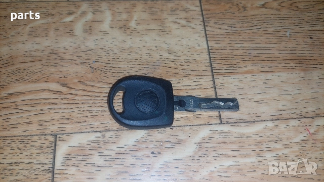 Контактен Ключ VW Голф 4 N:211 - Пасат 5, снимка 4 - Части - 52702398