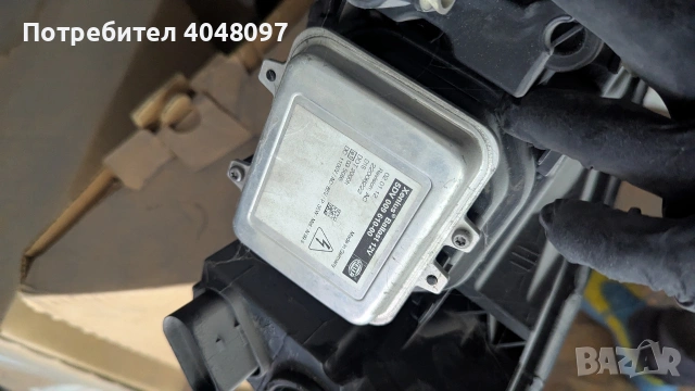 Шкода Октавия 2 фейслифт десен фар ксенон, снимка 3 - Части - 54085614