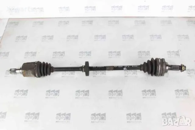 Полуоска предна дясна за Kia Carens II 2.0CRDI 113 к.с. (2002-2006)