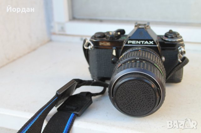 Лентов фотоапарат ''Pentax ME''