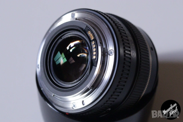 Canon EF 50mm f/1.4 USM + оригинален сенник , снимка 3 - Обективи и филтри - 54100202
