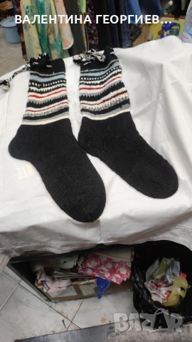 Чорапи ръчно плетени , снимка 3 - Антикварни и старинни предмети - 34737736