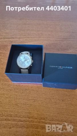 Дамски часовник Tommy Hilfiger, снимка 3 - Дамски - 52130420