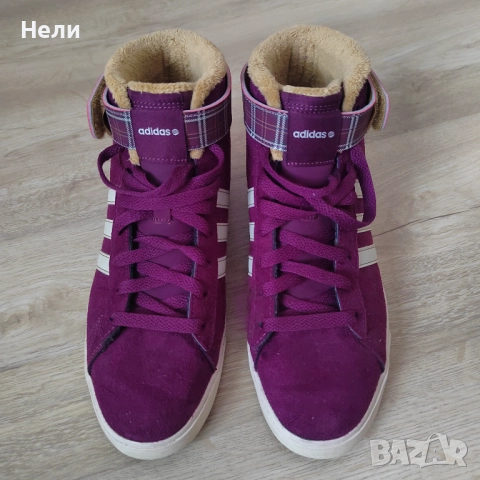 Дамски кецове Adidas