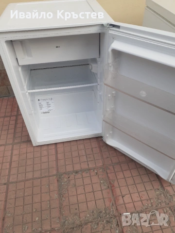 Продавам хладилник с камера , снимка 3 - Хладилници - 53886151