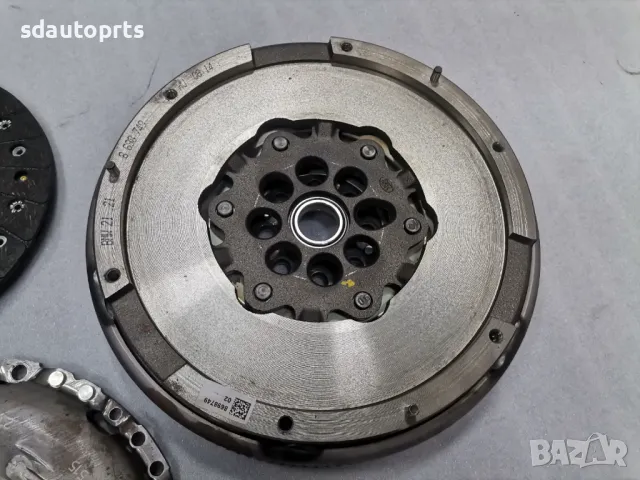 Съединител с Маховик 8671970 8671942 8698749 BMW 16D 18D B37C15A Mini, снимка 3 - Части - 48415459