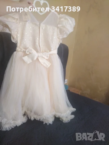 Официална рокля за момиче, снимка 3 - Детски рокли и поли - 51309612