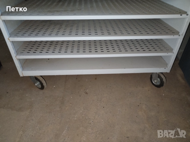 Стелажна количка, снимка 2 - Стелажи и щандове - 51999553