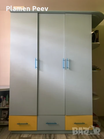 Пълен комплект детско обзавеждане, снимка 2 - Мебели за детската стая - 51306327