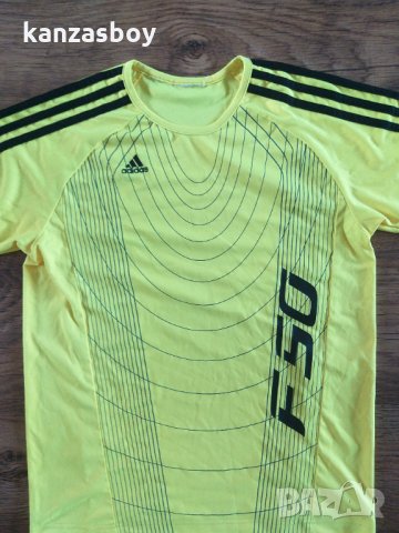 adidas - страхотна юношеска тениска