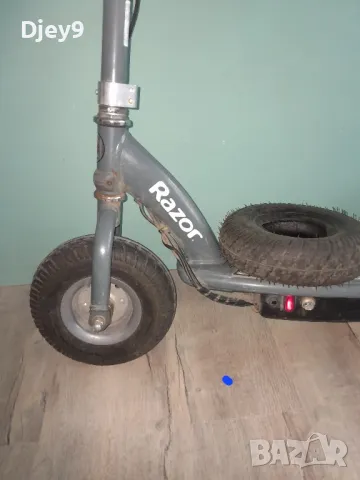 ел. тротинетка  razor 320 лв, снимка 4 - Други спортове - 48743324