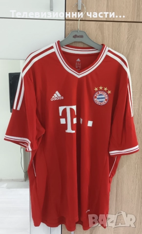 Оригинална футболна тениска Bayern Munchen домакински екип 2013/2014 Adidas Z25029 размер XL