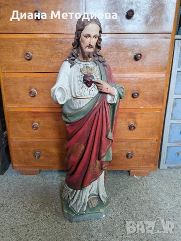 Керамична статуя на Исус Христос 