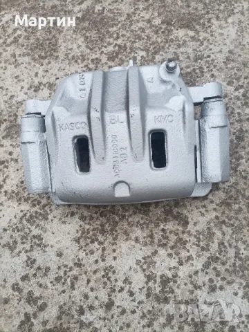 Спирачен апарат-преден ляв за Киа Соренто+държача - дизел 2.5 CRDI 16 V - 140 к.с., снимка 1
