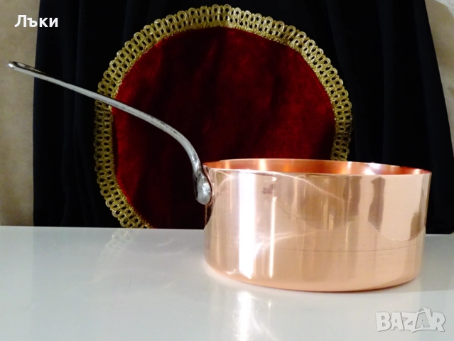 Медна тенджера,тиган,4 л. ,чиста червена мед. , снимка 3 - Антикварни и старинни предмети - 52595178