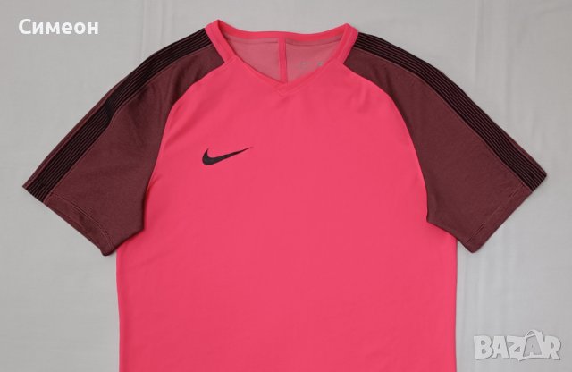 Nike DRI-FIT Tee оригинална тениска M Найк спортна фланелка фитнес, снимка 2 - Спортни дрехи, екипи - 42350946