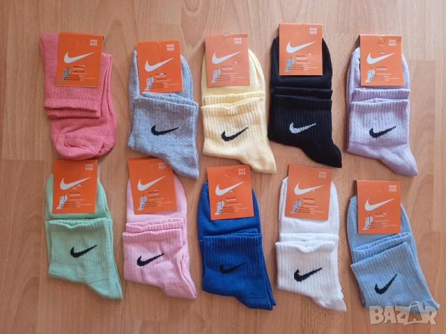 Памучни чорапи Nike къс конч универсален размер