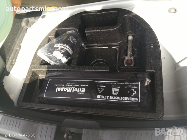 Аурис 2013 дизел НА ЧАСТИ, снимка 9 - Автомобили и джипове - 51159516