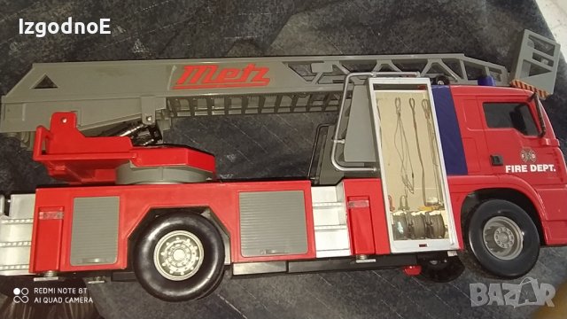 Огромна пожарна MAN Fire Dept , снимка 3 - Коли, камиони, мотори, писти - 37804454