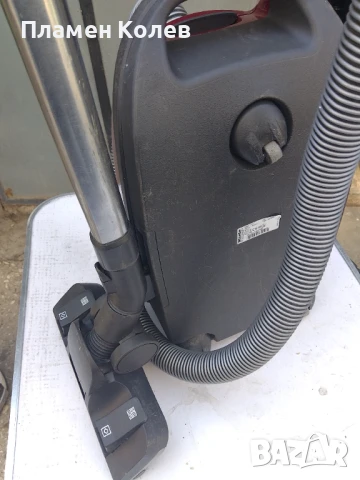 Прахосмукачка Miele, снимка 11 - Прахосмукачки - 51341139