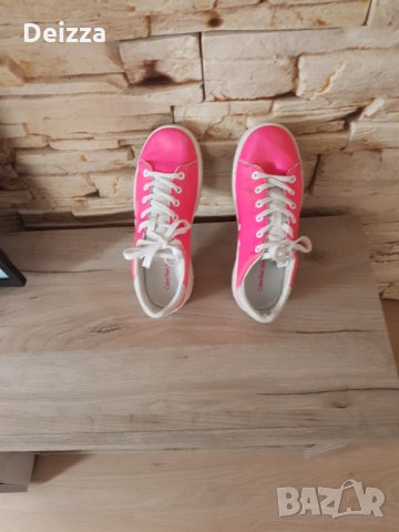 Дамски обувки на Calvin Klein , снимка 5 - Дамски ежедневни обувки - 31572314