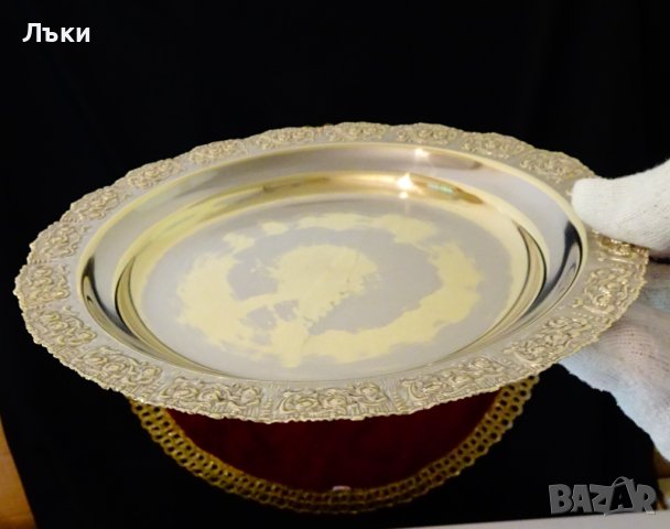 Месингова чиния с релефни рози 19 см. , снимка 5 - Антикварни и старинни предмети - 37997198