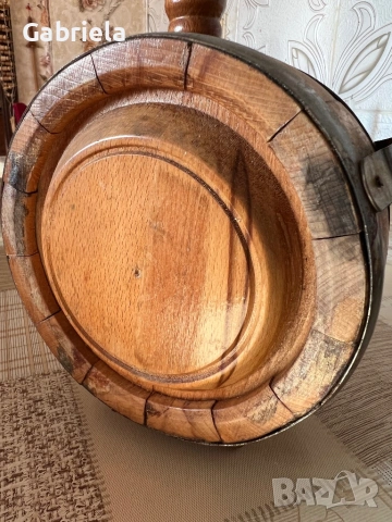 Дървено буренце с дърворезба, снимка 2 - Антикварни и старинни предмети - 53071026