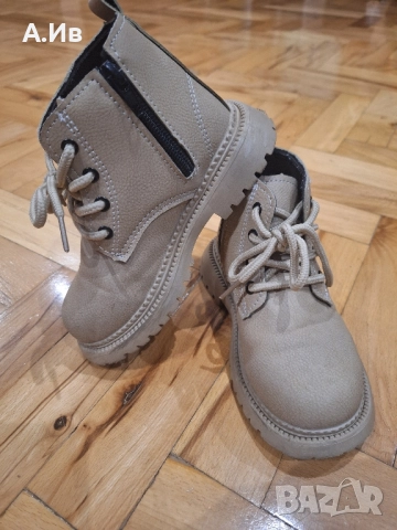 Детски боти за момиче, снимка 5 - Детски боти и ботуши - 51713175