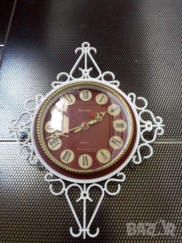 Стар стенен часовник -Янтар , снимка 5 - Антикварни и старинни предмети - 29668142