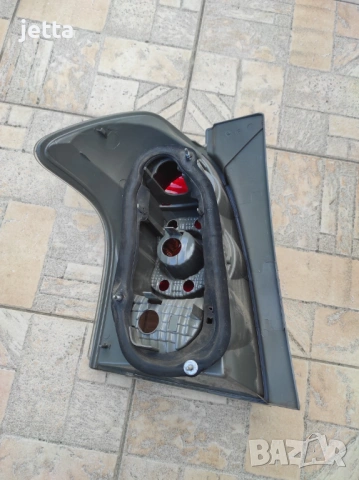 Десен стоп за Тойота Корола Версо 2004-2007 Toyota Corolla verso, снимка 4 - Части - 54179688