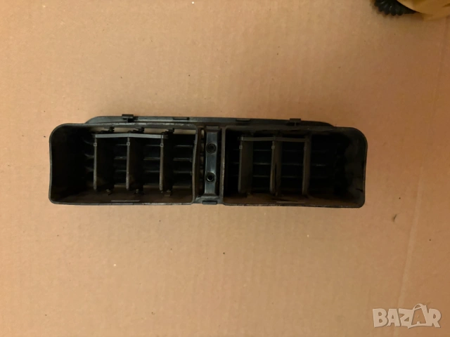 Средни духалки Сузуки Витара1989-1998 год, снимка 3 - Части - 54300173