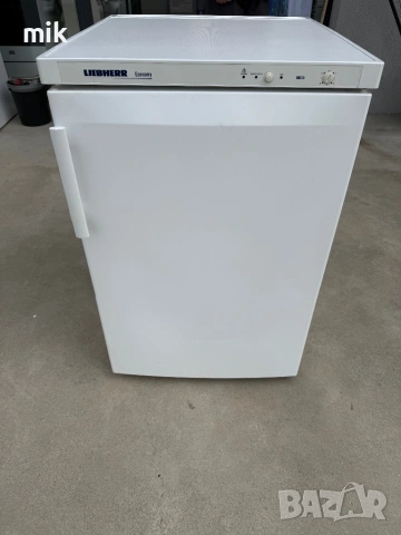 Малък фризер Либхер 4 чекмеджета, снимка 2 - Фризери - 53877380