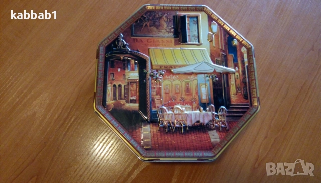 Метална кутия за бисквити и шокола с картини на Виктор Швайко - Viktor Shvaiko, снимка 3 - Колекции - 53359810