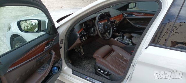 BMW 520d xDrive Комби, М пакет, подарък - джанти 17'' със зимни гуми, снимка 7 - Автомобили и джипове - 36623469