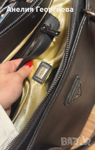 Дамска оригинална чанта Guess, снимка 4 - Чанти - 52867125
