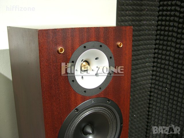 ТОНКОЛОНИ  Triangle naia 260 , снимка 12 - Тонколони - 42636204