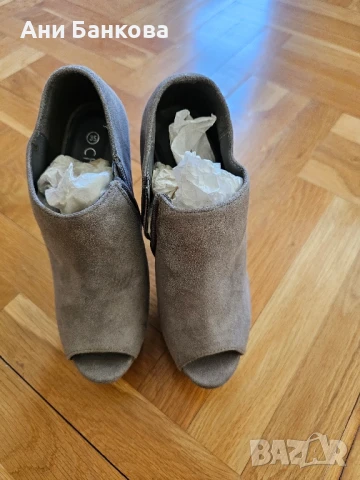 Обувки на ток, 35н, нови